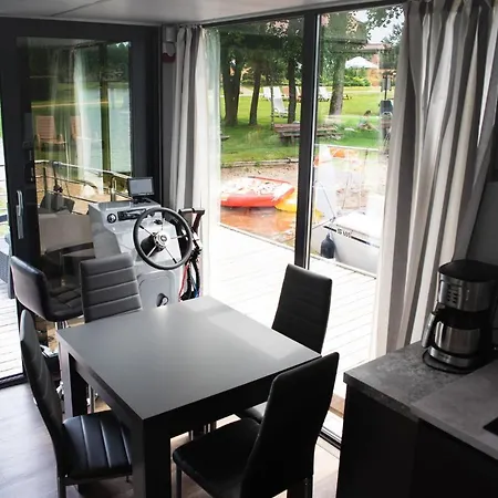 Appartement Dom Na Wodzie - Port Sztynort
