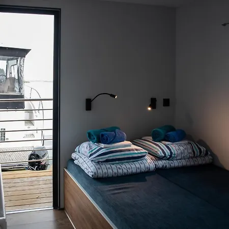 Dom Na Wodzie - Port Sztynort Appartement